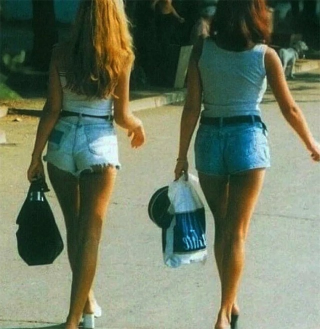 Девчата из 90-х и 00-х 26.02.2026