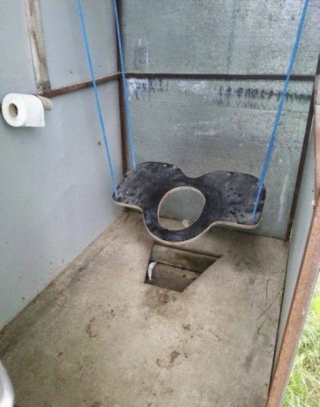 Джентельмены, даме нужна помощь