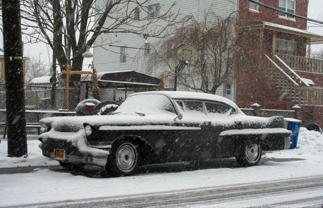 Старые автомобили на улицах Нью-Йорка - 21