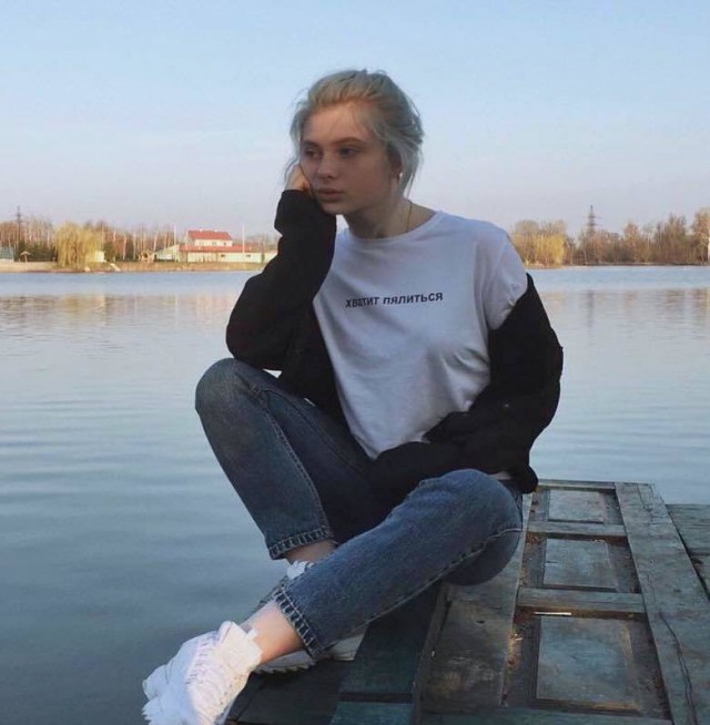 Просто девушки, которые окружают нас.