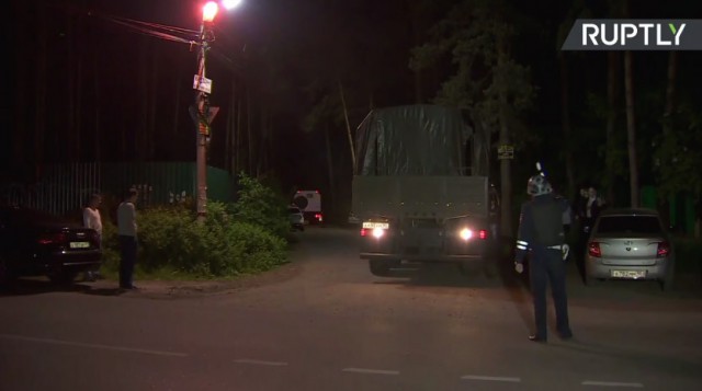 В Подмосковье мужчина открыл огонь по домочадцам и прохожим