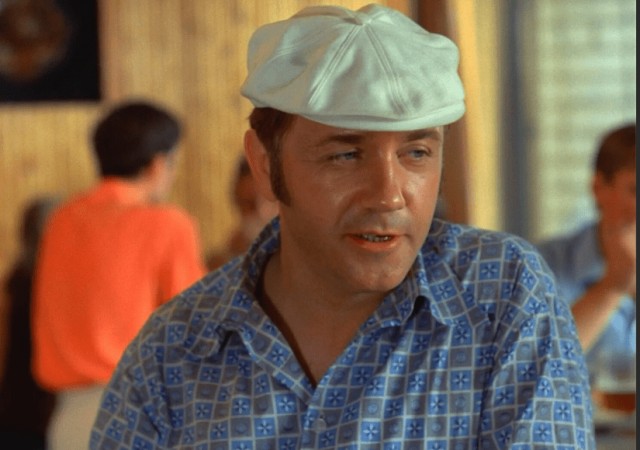 Быт сантехника Афанасия Борщова в фильме «Афоня». Почему советский рабочий так плохо жил