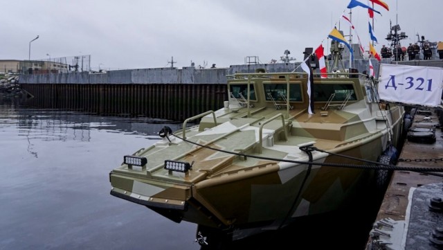 «Калашников» поставил 30 транспортно-десантных катера БК-16Э в Африку