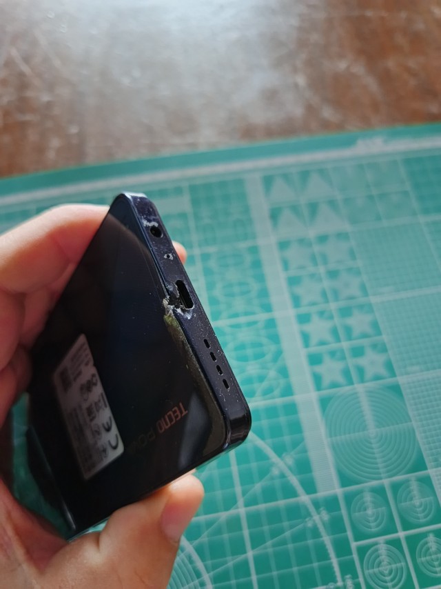 Телефон Tecno Pova 5
