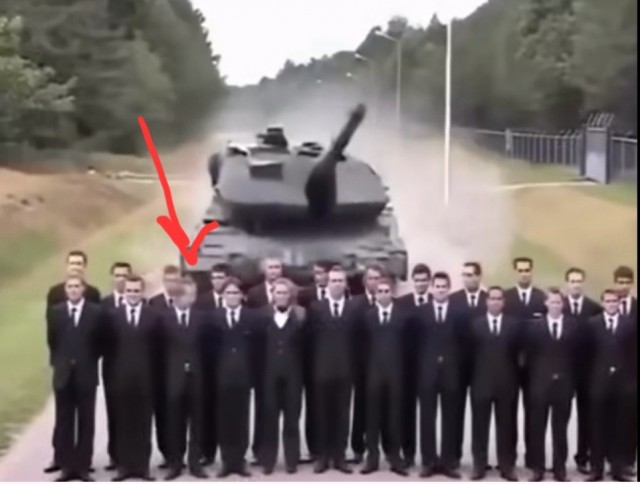 *БАЯН*Очко крепко, но танки наши быстры