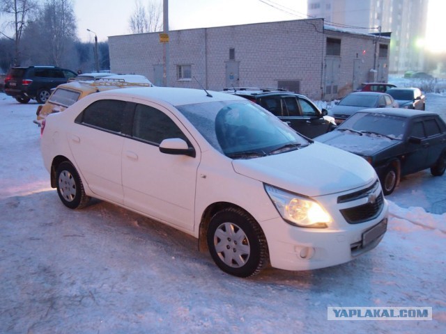 Самые популярные машины до 600 000 рублей