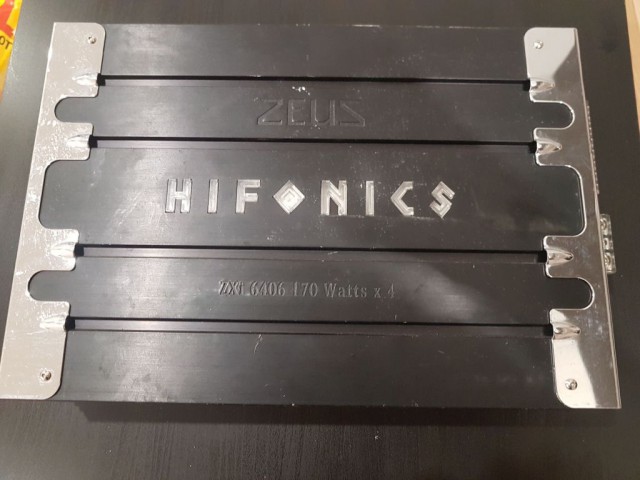 [МСК] Продам автомобильный усилитель HiFonics Zeus ZXi6406