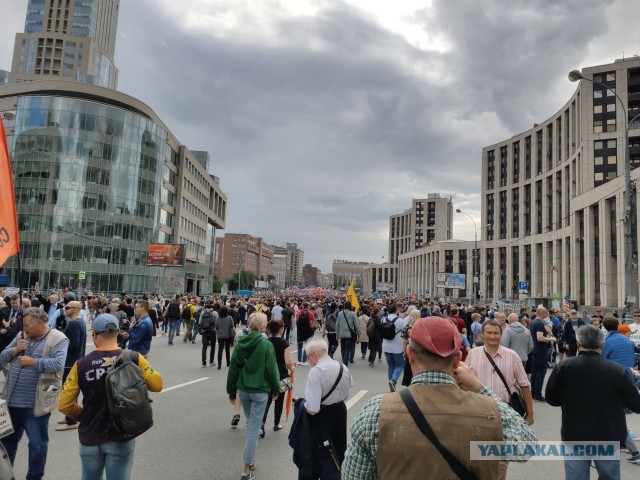 Проспект академика Сахарова сегодня днём