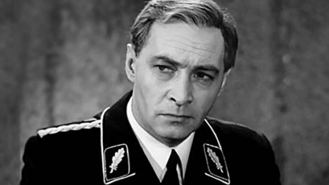 Топ 50 лучших сериалов за всё время, базированный на оценках 12 крупнейших сайтов с отзывами.