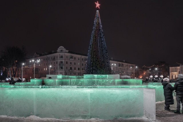 Новосибирцы возмутились ценами на билеты в ледовый городок на набережной