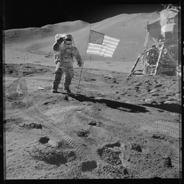 Опубликовано свыше 8 тыс. фотографий c Луны