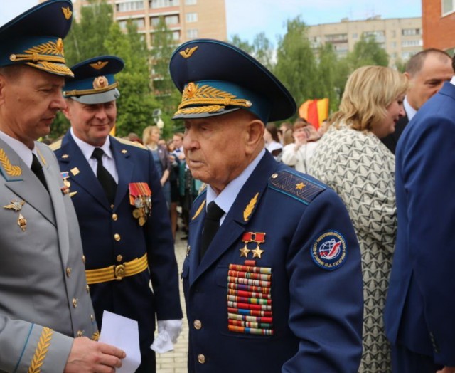 Время первых