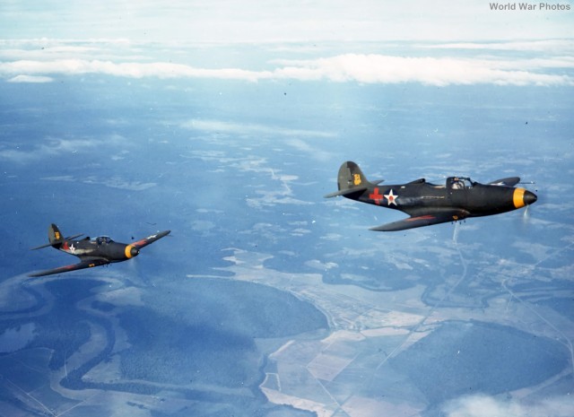 Р-39 Аэрокбра. Американская любимица сталинских соколов. История создания и основные модификации.