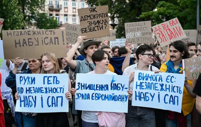 «Кремль готов». Лавров заявил о согласии Путина принять концепцию США по Украине