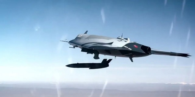 Турки испытывают стелс-беспилотник ANKA III с 2 БПЛА на борту и возможностями сетевого боевого узла
