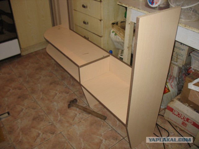 Как я запилил компьютерный стол для маман