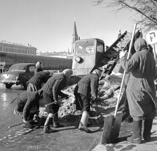 Москва и москвичи. Улицы и лица.