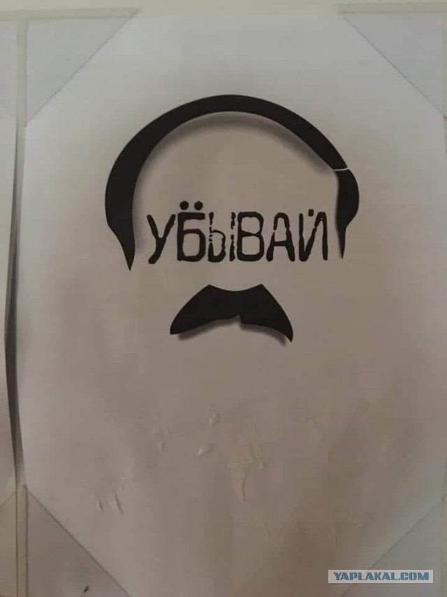 Беларусь! Люди бьют ОМОН возле стеллы