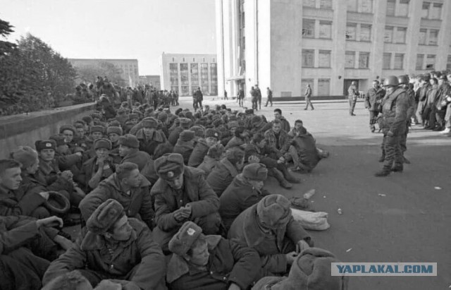 Уличные чёрно-белые фотографии. Весь мир