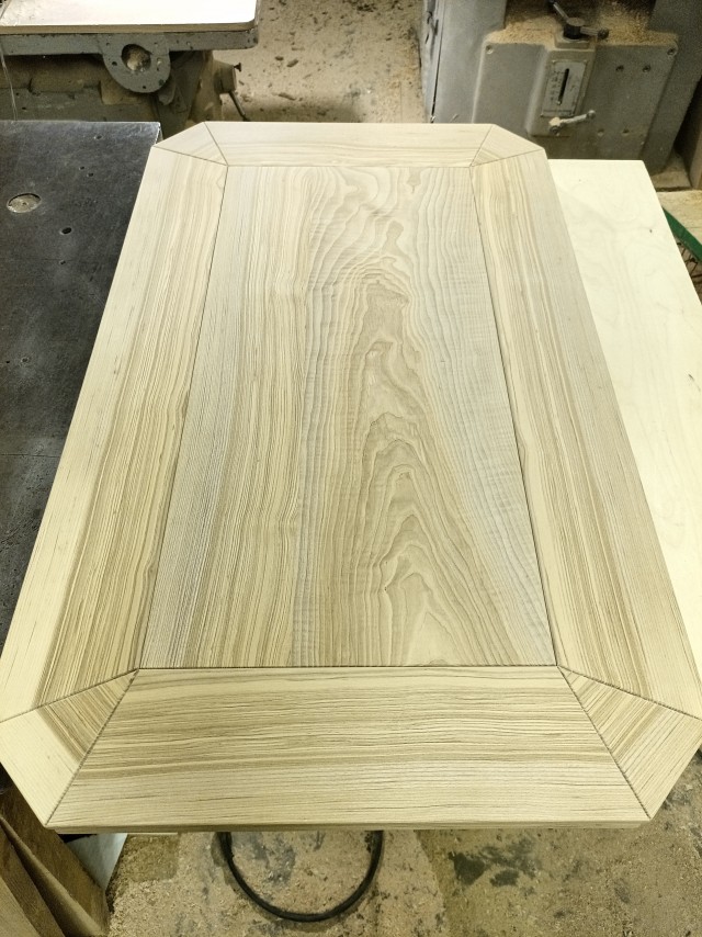 Кресло в стиле Кантри