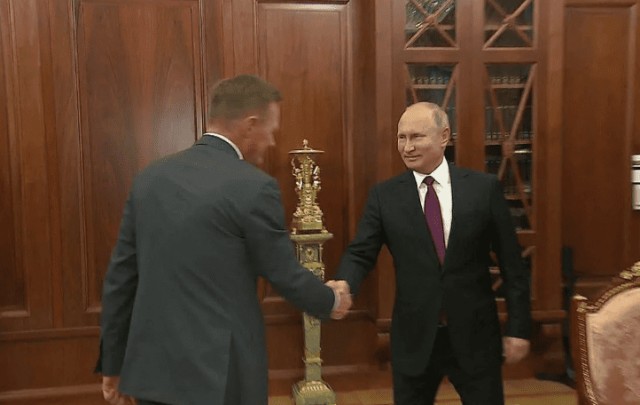 Путин отправил в отставку министра транспорта Старовойта