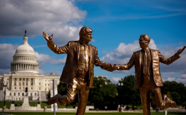 Трамп подписал закон о публикации «файлов Эпштейна»