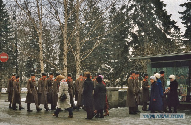 Родившимся в Советском Союзе посвящается