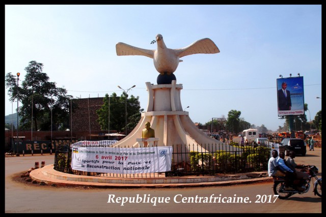 Центральноафриканская Республика: на что похожа жизнь в раздираемой гражданской войной стране.
