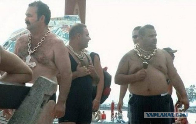 Нужно больше, больше золота!