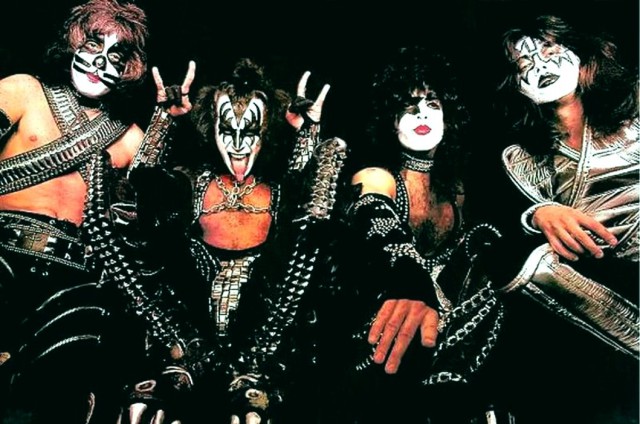 Kiss - Dynasty. История создания