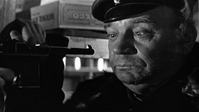 «С именем — Иван, без имени — болван»