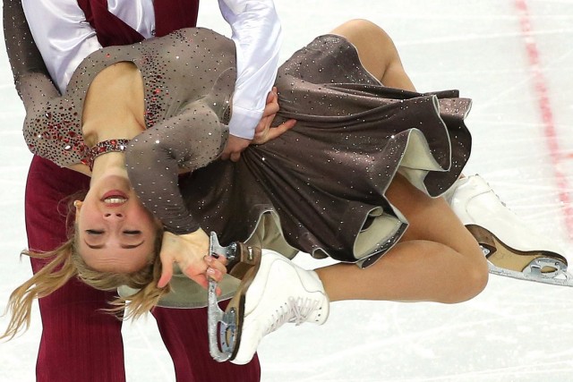 Девушки на спорте и около него!