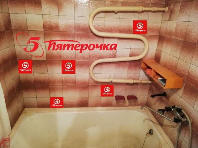 Кафель у соседа в в ванной