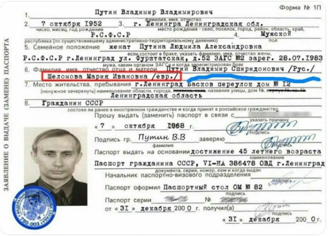 Москвичка возмутилась запретом полицейских на проход по улице до любимой кофейни. Стражи порядка сослались на режим, введенный ради намаза.