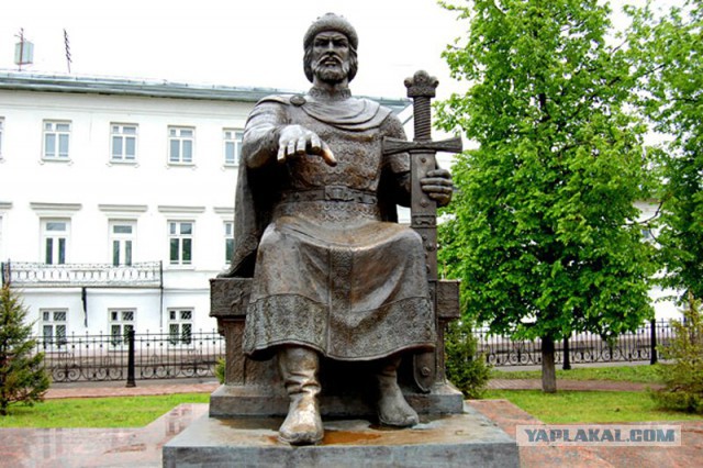 Интересные памятники вашего города