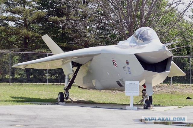 Новый рекламный ролик Су-75 «Checkmate»