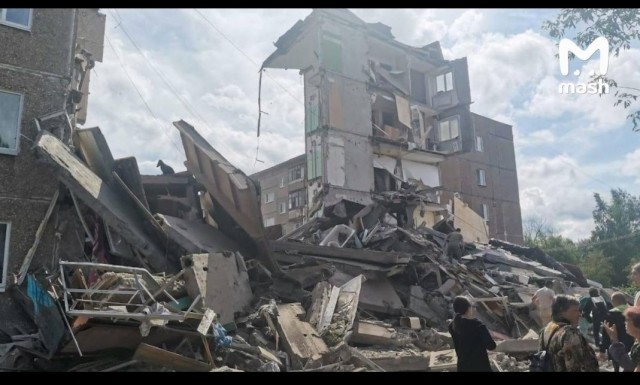 В Нижнем Тагиле произошёл взрыв газа. Произошло обрушение части дома