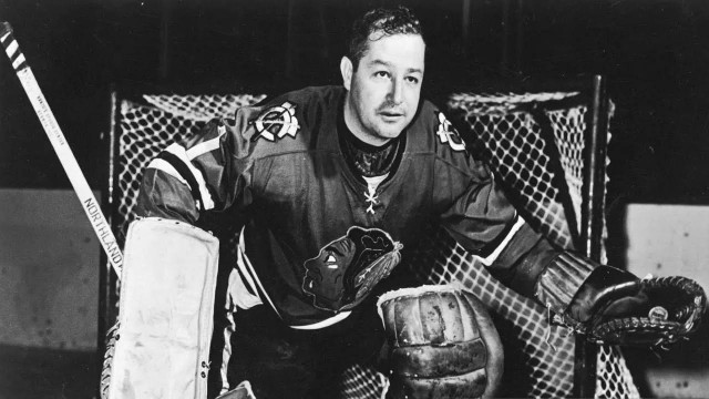 Умер легендарный канадский хоккейный вратарь Гленн Холл. Он скончался на 95-м году жизни