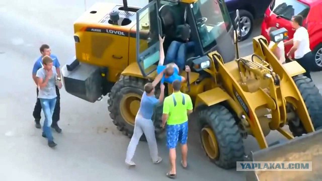 Безумный тракторист