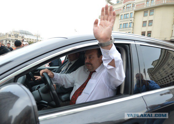 Бывшие депутаты ГД  сваливают в Лондон..