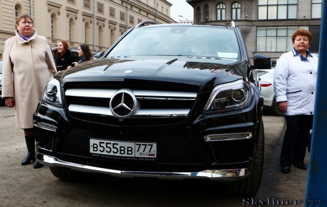 Впечатался в зад AMG GL63 под репчик!