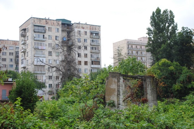 Один апрельский 2010г день в Абхазии