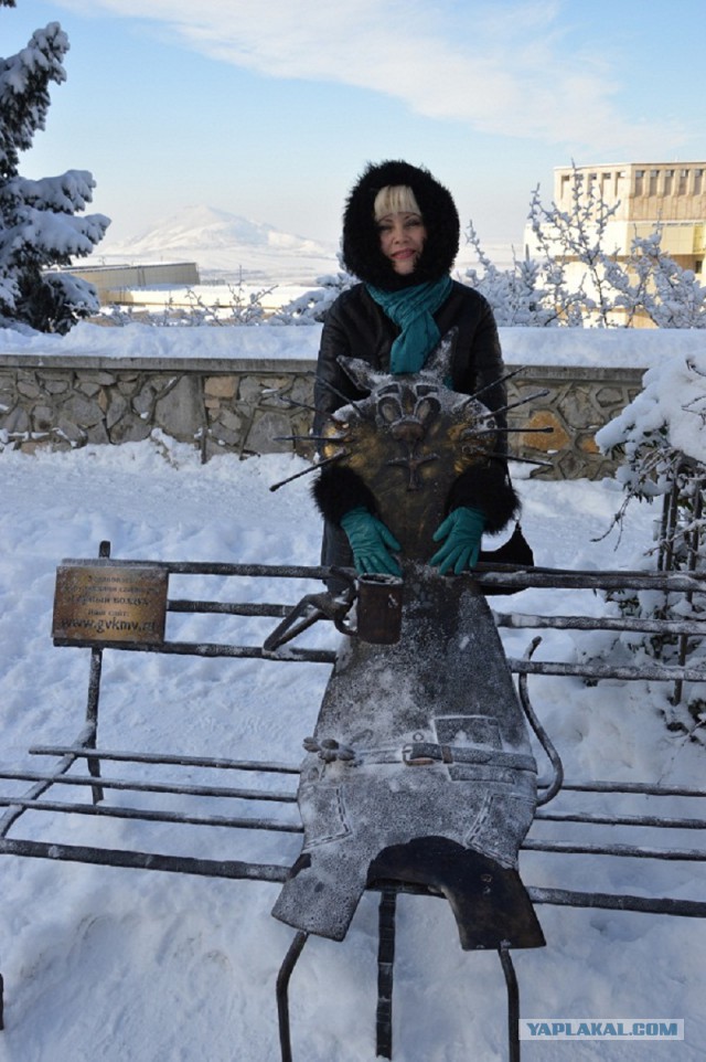 Сядь со мною рядом!