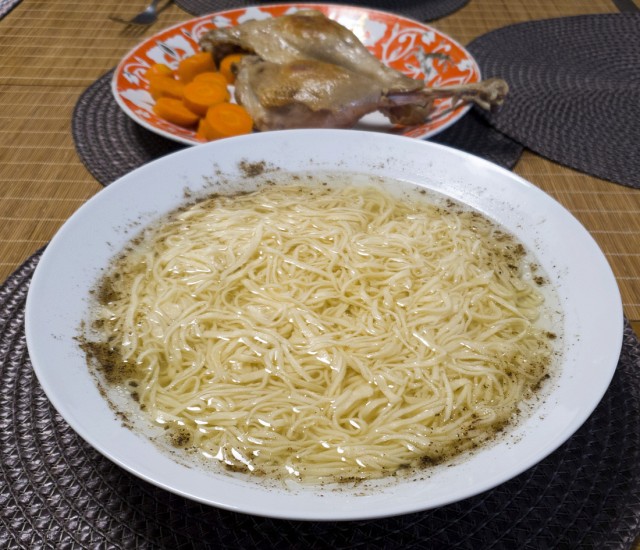 Гусь лапчатый, с лапшой