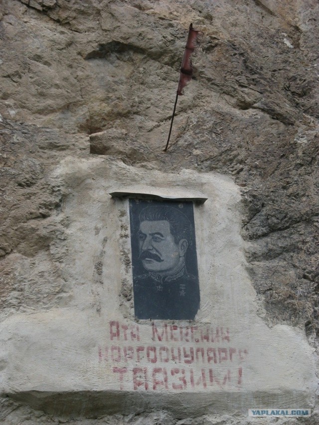 Киргизия-Горы.
