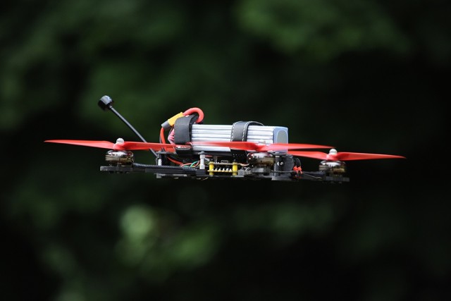 Частных разработчиков FPV дронов оттесняют от госзаказа