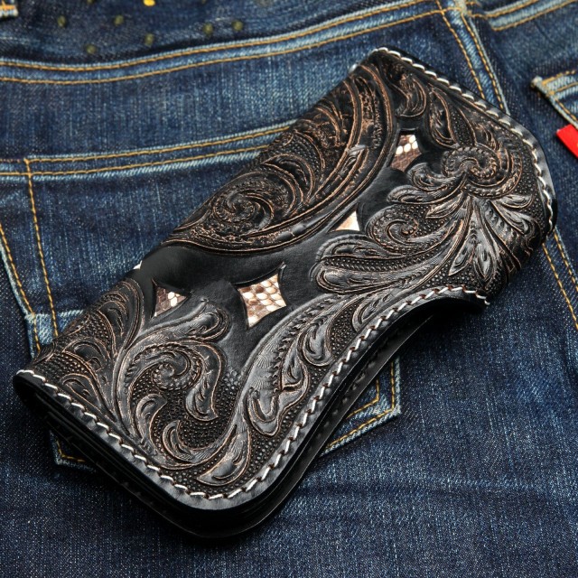 В чем сейчас носят наличные?