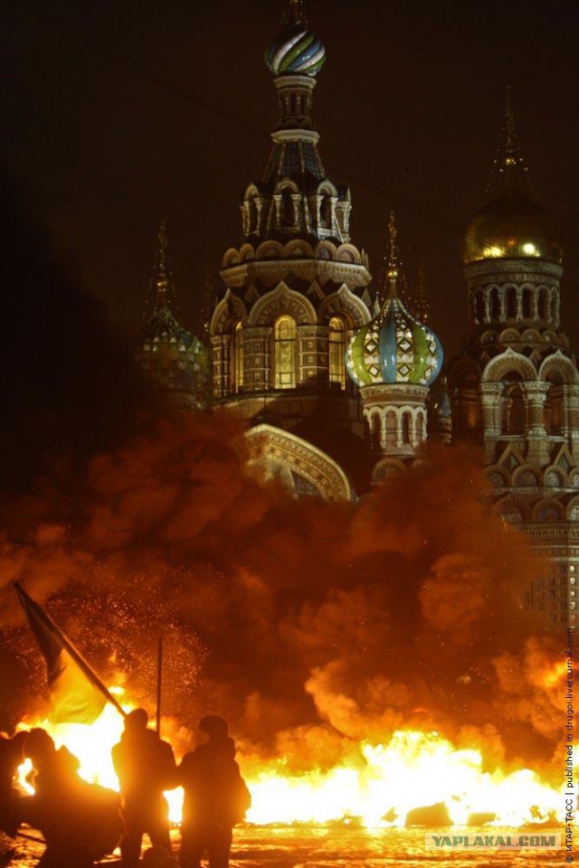 Во Львове уже демократия