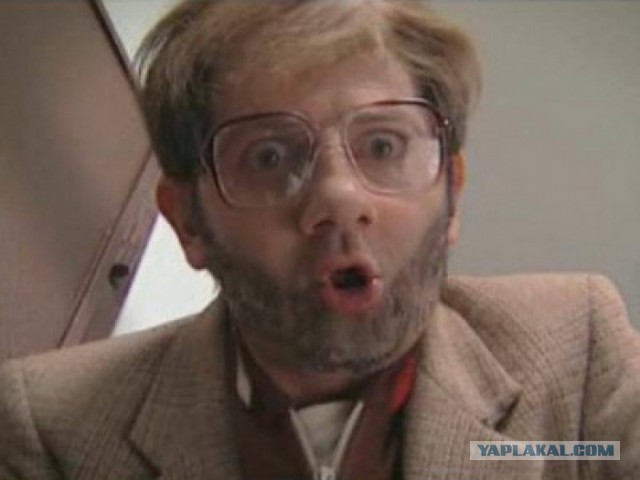 Ворона попала в камеру на стадионе