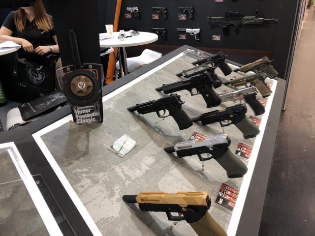 Поездка в Нюрнберг. Оружейная выставка IWA 2018